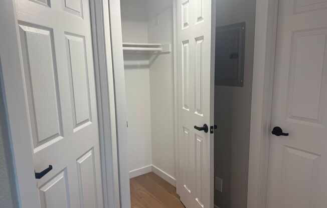 2 beds, 1 bath, 821 sqft, $2,820, Unit E003