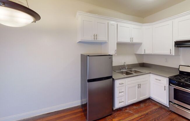 1 bed, 1 bath, 650 sqft, $1,725, Unit 406