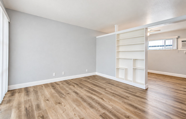 Sunset Crossings Apartments