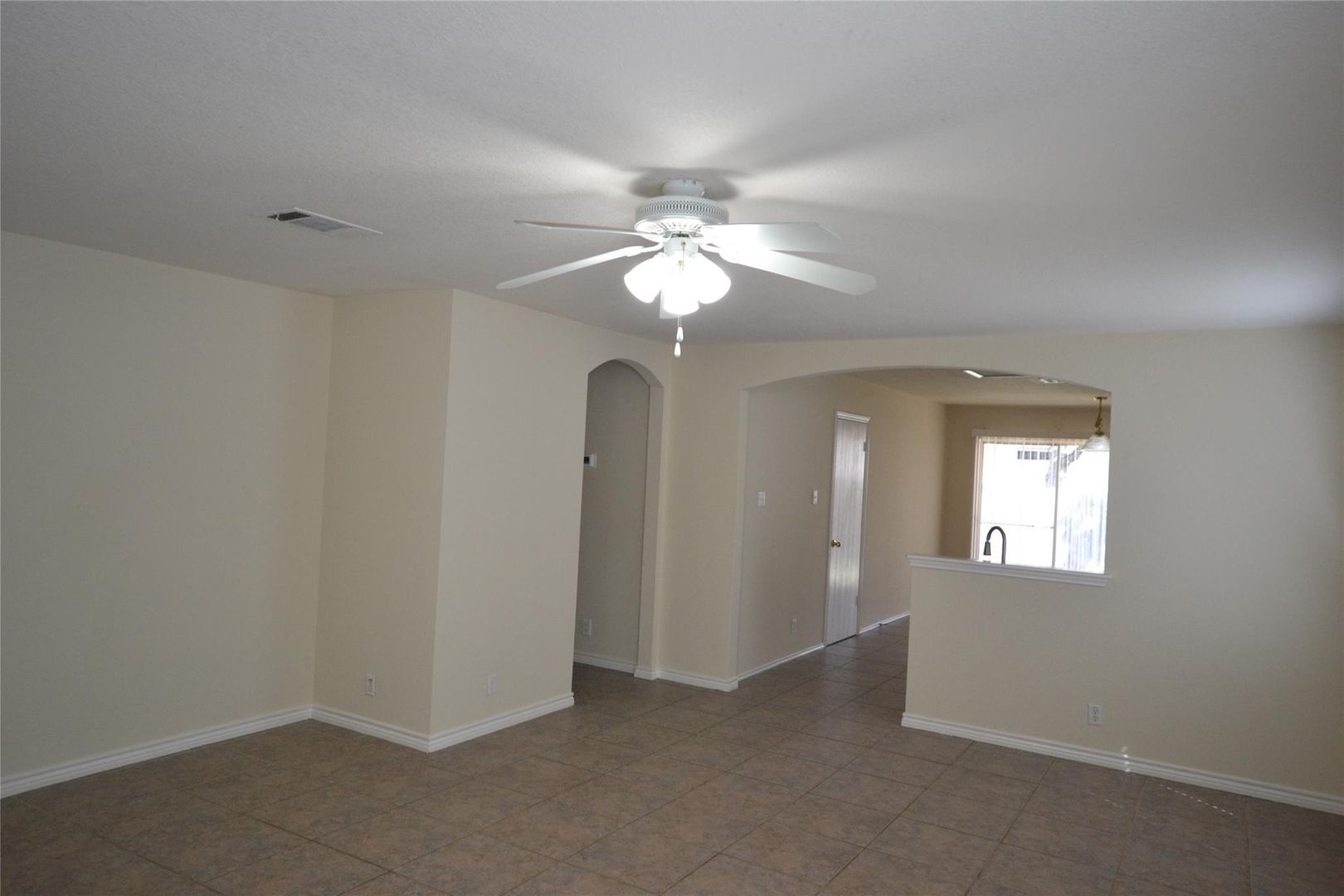 3 Bedroom 2 Bath in Horizon Park