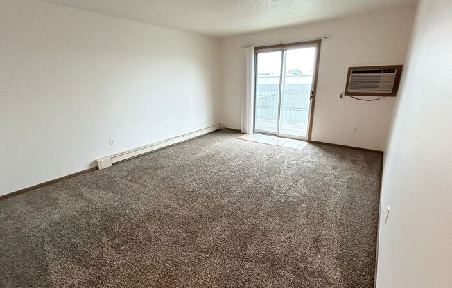 2 beds, 1 bath, 795 sqft, $865, Unit 1430-303