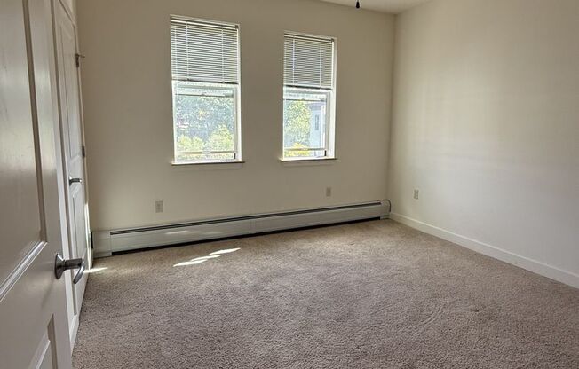 1 bed, 1 bath, 800 sqft, $2,150, Unit #102