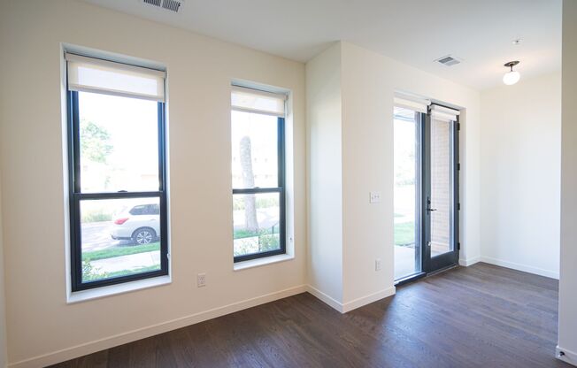 2 beds, 1.5 baths, 1,116 sqft, $2,695, Unit 103