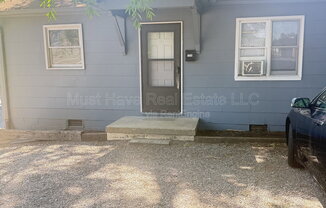 1255 22 ST NE