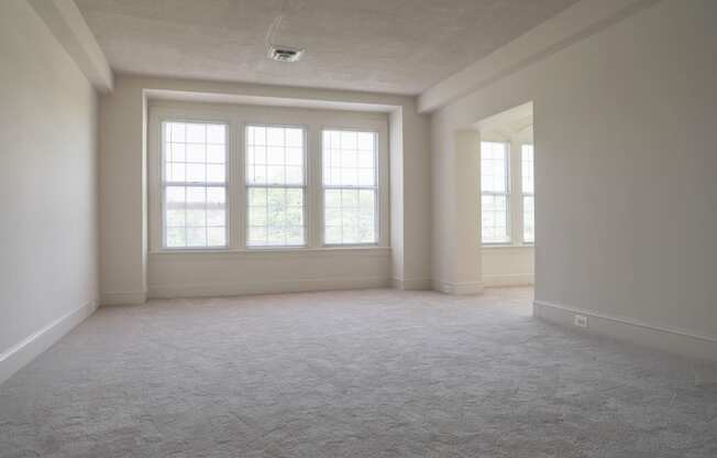 Unfurnished Living Room at Ingram Manor Apartments, Pikesville, MD