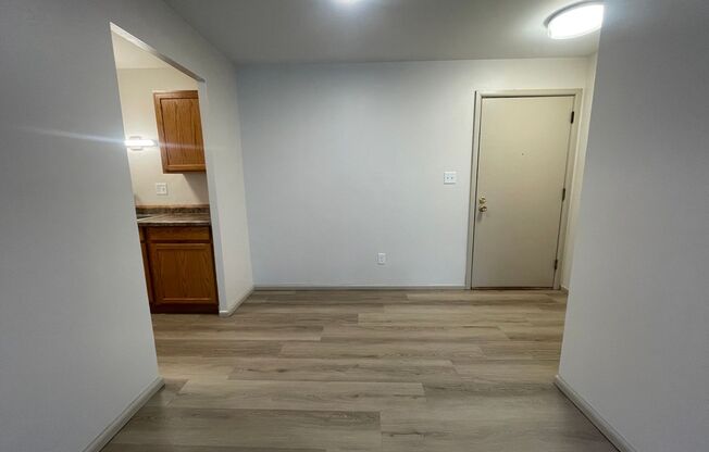 111 S Platten St