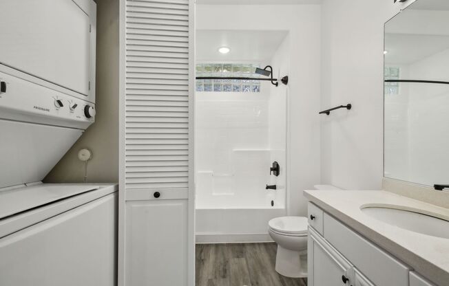 2 beds, 2 baths, 1,150 sqft, $3,698, Unit 214