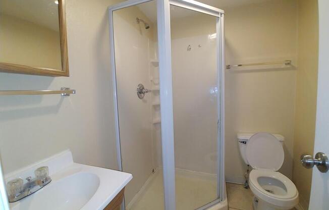 Studio, 1 bath, 275 sqft, $600