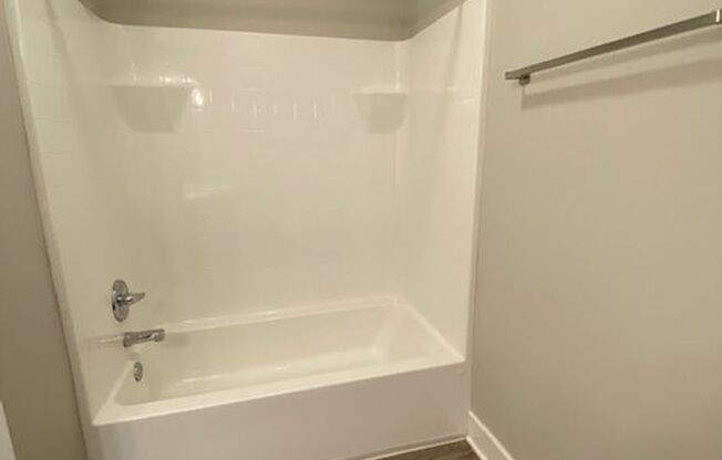 2 beds, 2 baths, 1,284 sqft, $2,171, Unit 2105-201