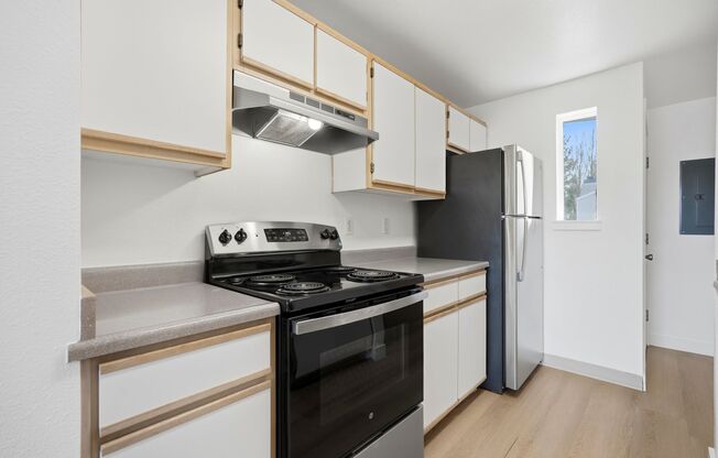 1 bed, 1 bath, 700 sqft, $1,475, Unit 67