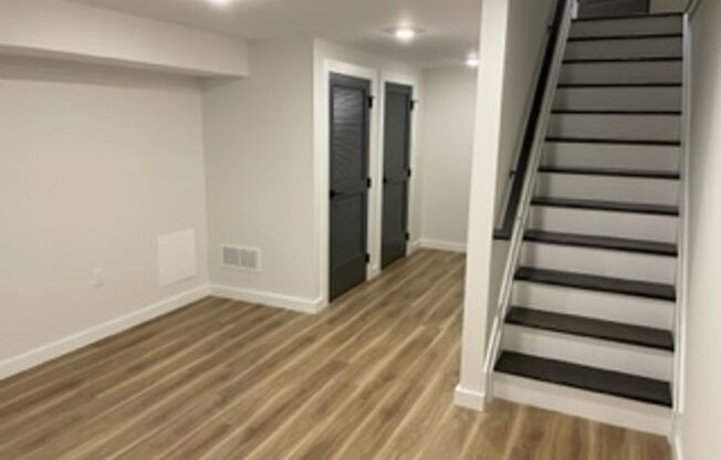 Point Breeze Beauty! 3 bedroom 3 bath redone end unit for rent $1925/month