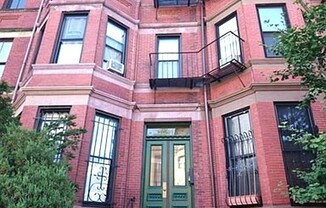 556 COLUMBUS AVE