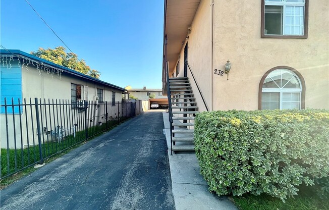 232 E EMERSON AVE