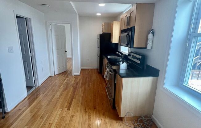 Charming 1-Bedroom in Eckington, DC – Prime Location at North Capitol & Rhode Island Corridor!