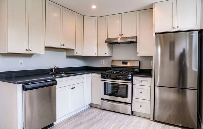 1 bed, 1 bath, 600 sqft, $2,648, Unit 301