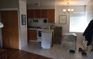 1 bed, 1 bath, 568 sqft, $1,450, Unit 4