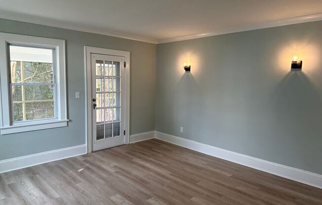 Remodeled 4 bedroom Cape Cod in Norfolk