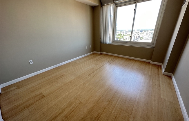1 bed, 1 bath, 744 sqft, $3,500, Unit 2401