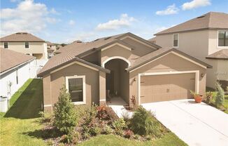 Gorgeous 4-Bedroom, 2-Bathroom in Riverview