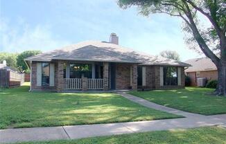 1405 KESSER DR