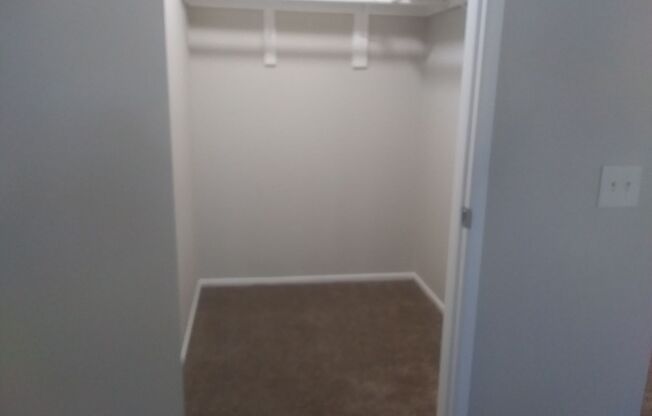 2 beds, 2 baths, 799 sqft, $2,050, Unit 105