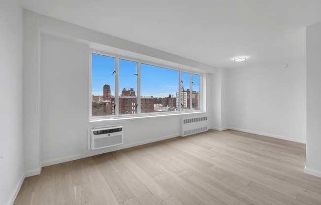 1 bed, 1 bath, 579 sqft, $3,800, Unit 14E