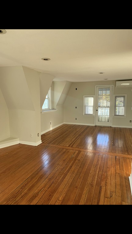 18 FRST PARK AVE