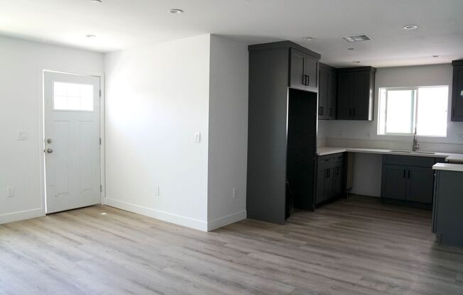 3 beds, 2 baths, 1,200 sqft, $3,195, Unit 1427