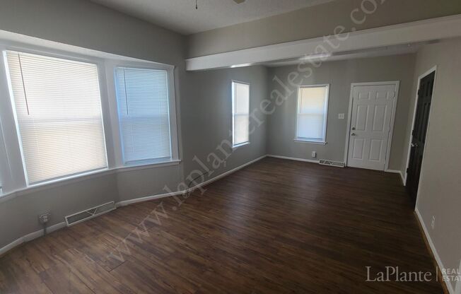 2 beds, 1 bath, $1,000