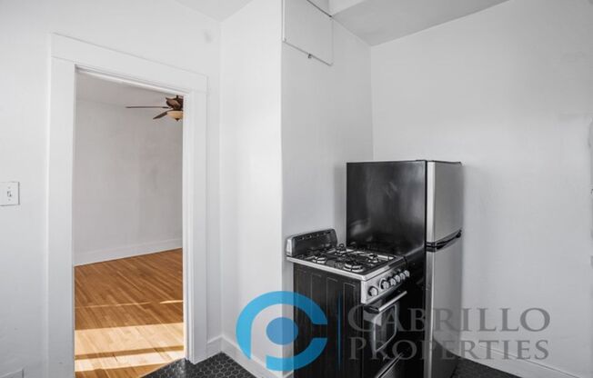 Studio, 1 bath, 341 sqft, $1,750, Unit 206
