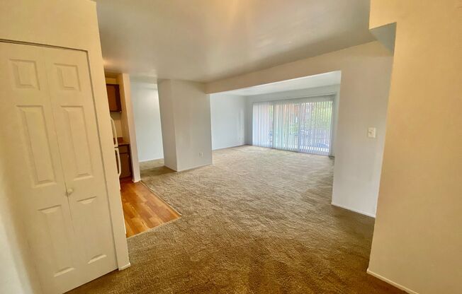 2 beds, 1 bath, 1,000 sqft, $1,245, Unit #35