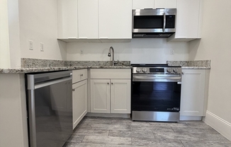 1082 Commonwealth Ave