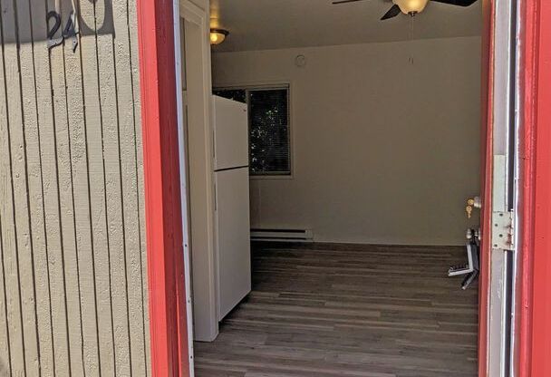 Studio, 1 bath, 550 sqft, $1,164, Unit 3515-24