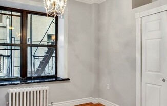 432 E 13th Street