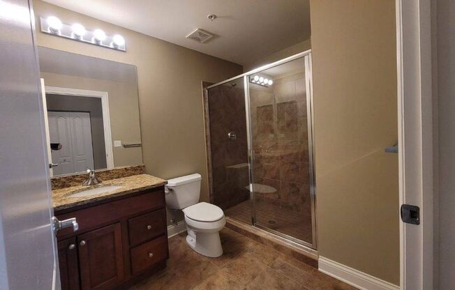 2 beds, 2 baths, 1,931 sqft, $2,900, Unit 123