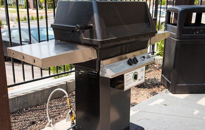 2 beds, 2 baths, 946 sqft, $1,299, Unit 530