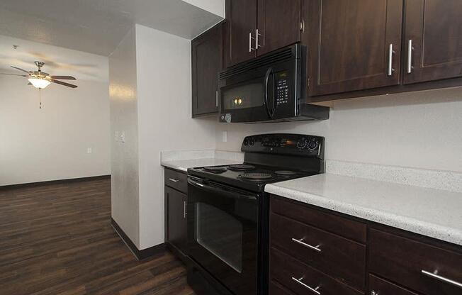 Elegant Backsplashes In Kitchen at Waterscape, California, 94533