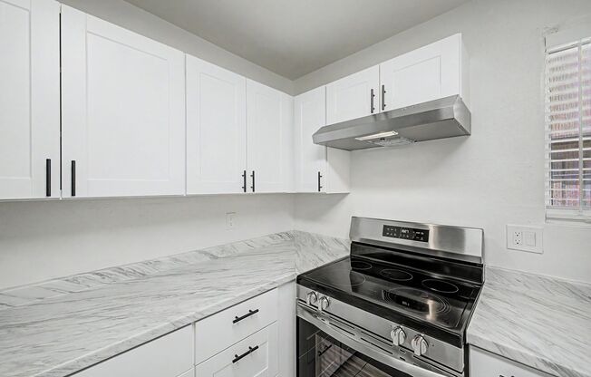 9514 N. 8th St