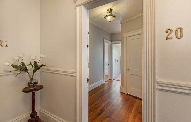 35 Queensberry St