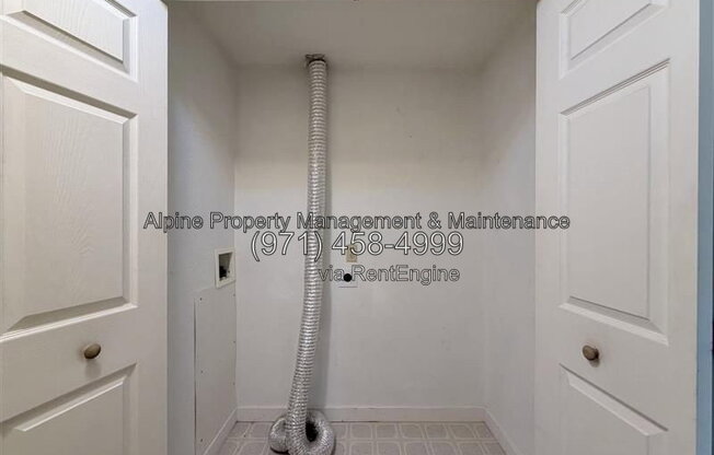 2 beds, 1 bath, 800 sqft, $1,449, Unit D