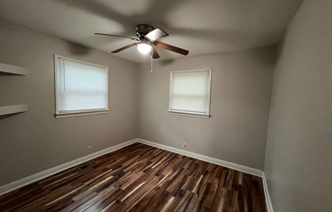 3 beds, 1 bath, $1,725