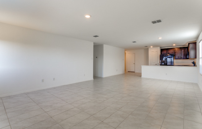 111 LEMONGRASS DR