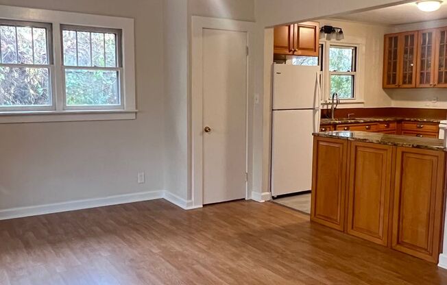 2 beds, 1 bath, $1,800