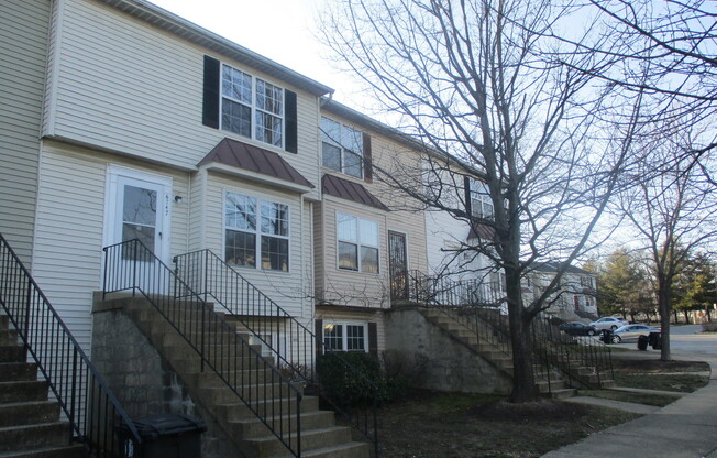 Newly Updated 3 BR/1.5 BA Townhome in District Heights!