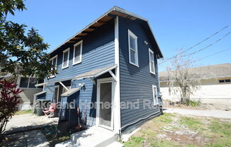 906 1/2 VISTABULA ST