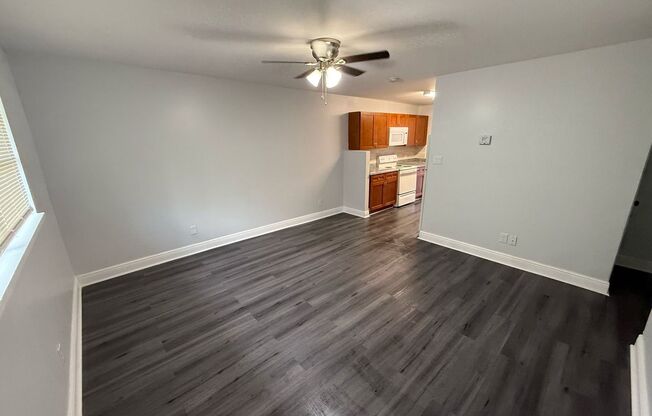 3/1 Duplex AVAILABLE NOW!