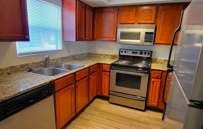 VERY NICE & AFFORDABLE 2 BED / 2 BATH CONDO – W/D, PATIO, POOL!