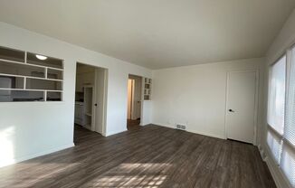 2 beds, 1 bath, 2 sqft, $895, Unit 4020 N 73rd St #3