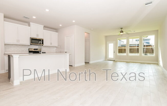 3104 CORDELIA DR
