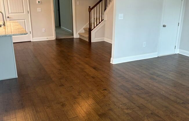Greenville, 3BD/2.5, 1641SF